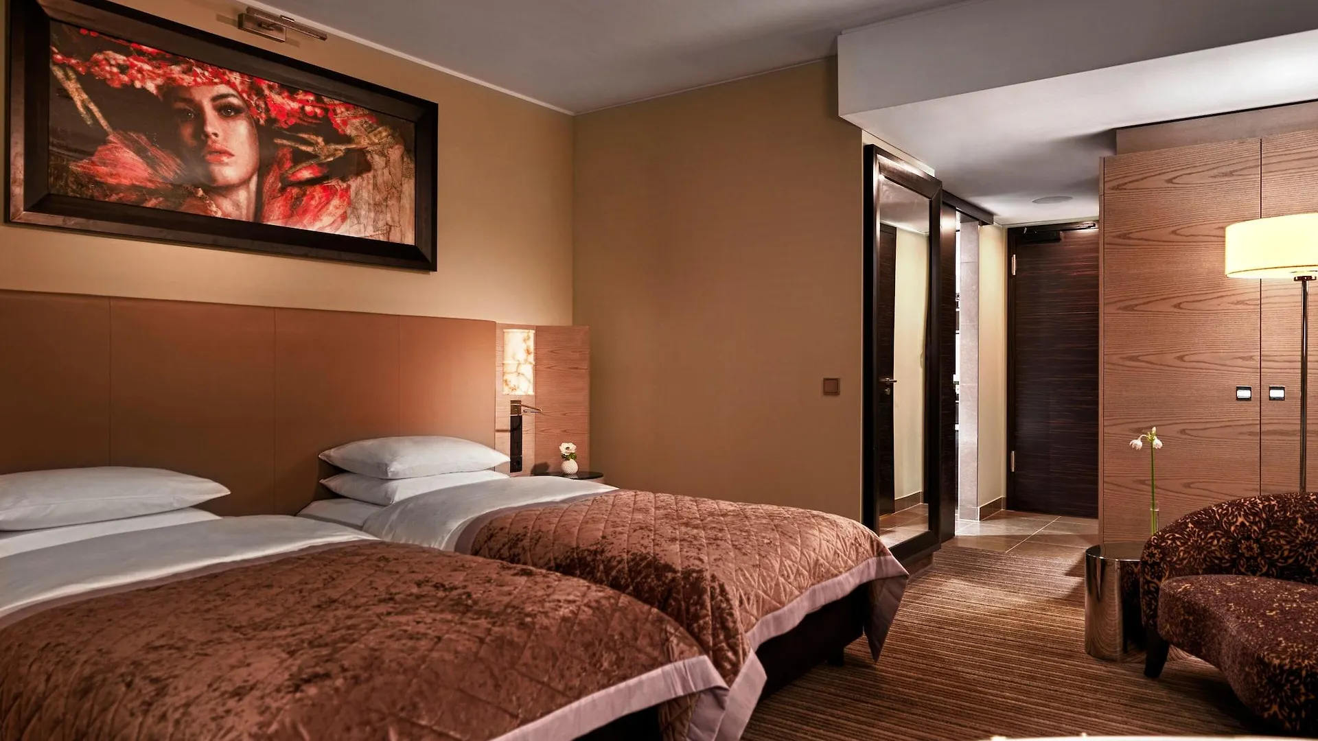 Hyatt Regency Dusseldorf Ξενοδοχείο 5*,  Γερμανία