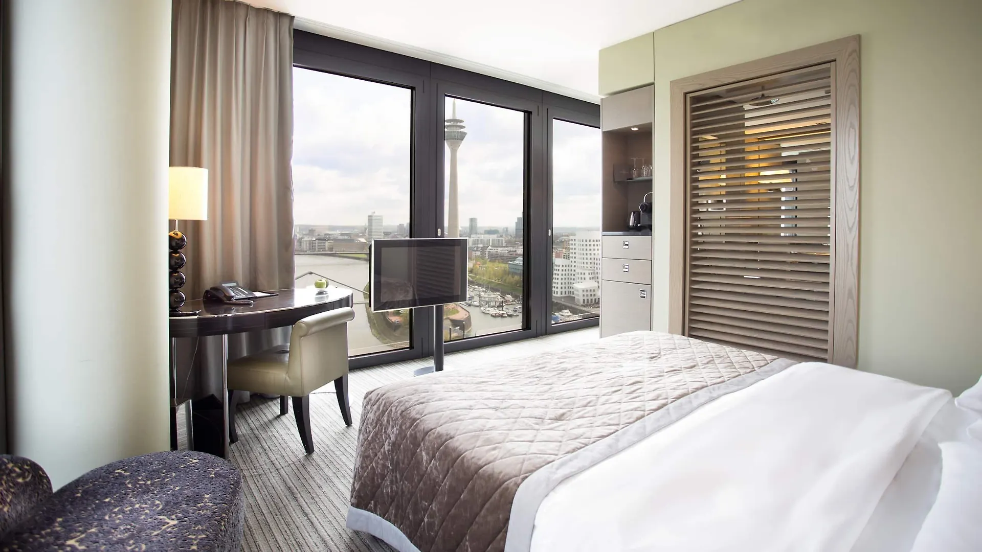 Hyatt Regency Dusseldorf Ξενοδοχείο