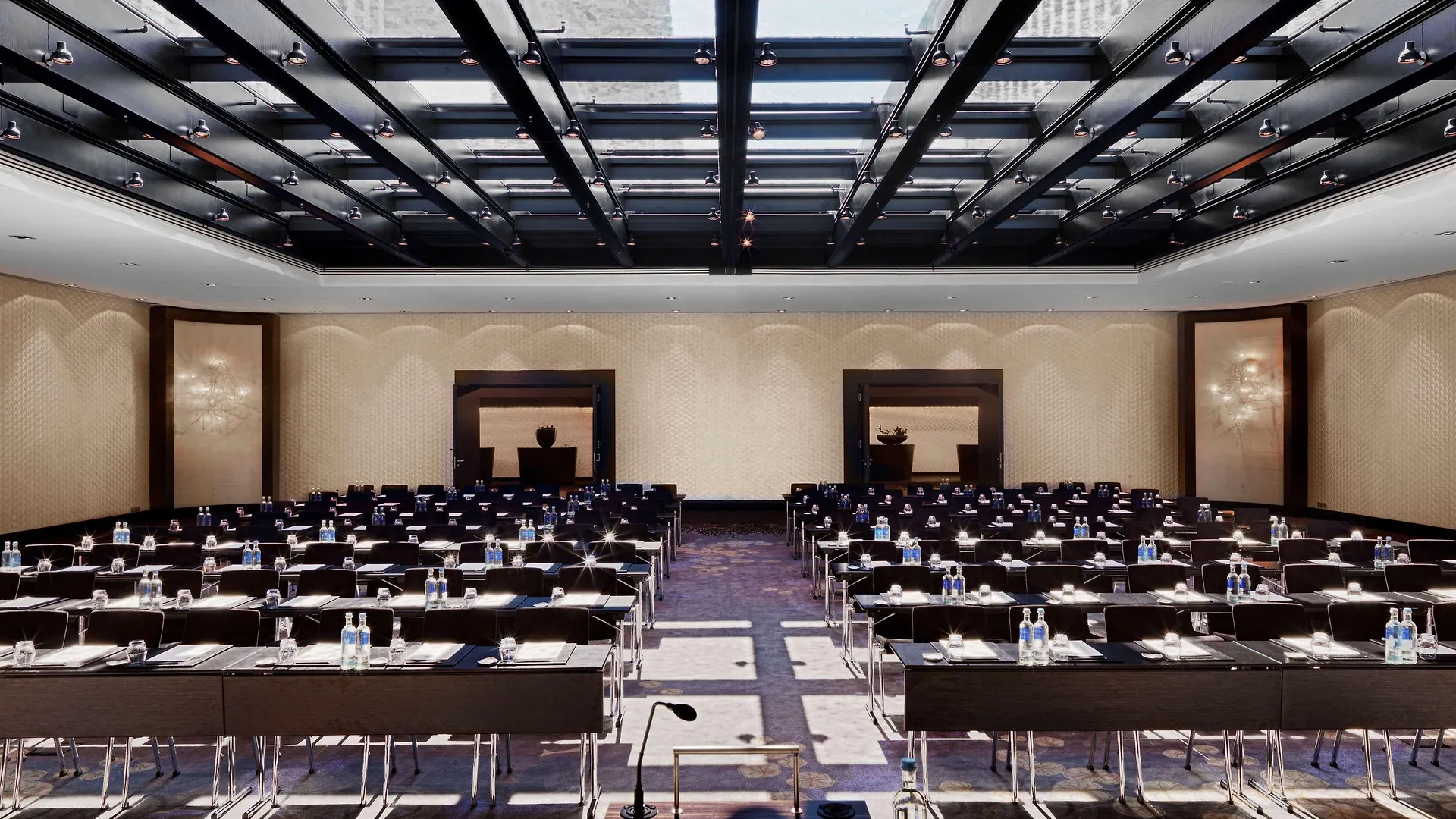 Hyatt Regency Dusseldorf Ξενοδοχείο