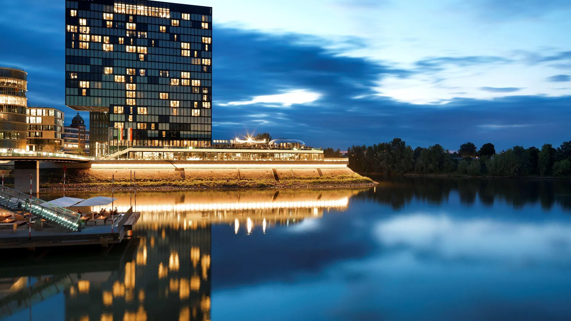 Hyatt Regency Dusseldorf Ξενοδοχείο 5*,  Γερμανία