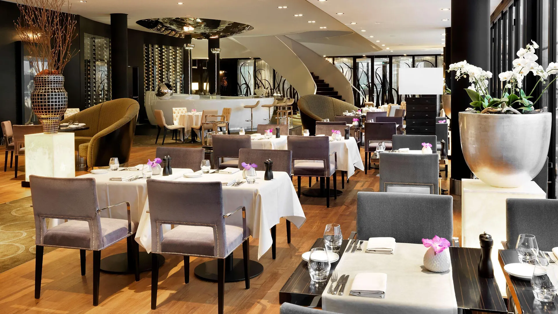 Hyatt Regency Dusseldorf Ξενοδοχείο